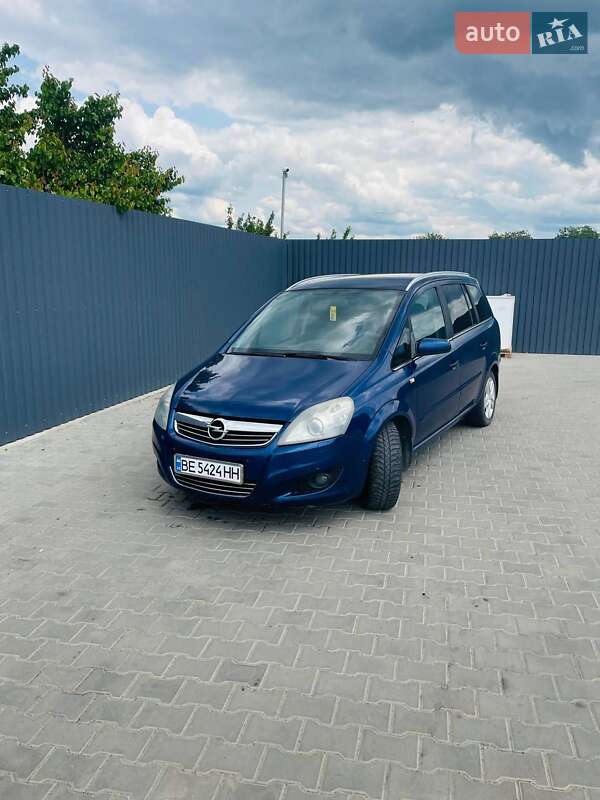 Минивэн Opel Zafira 2008 в Южноукраинске