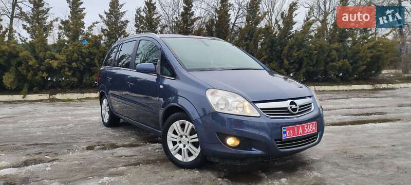 Минивэн Opel Zafira 2009 в Харькове