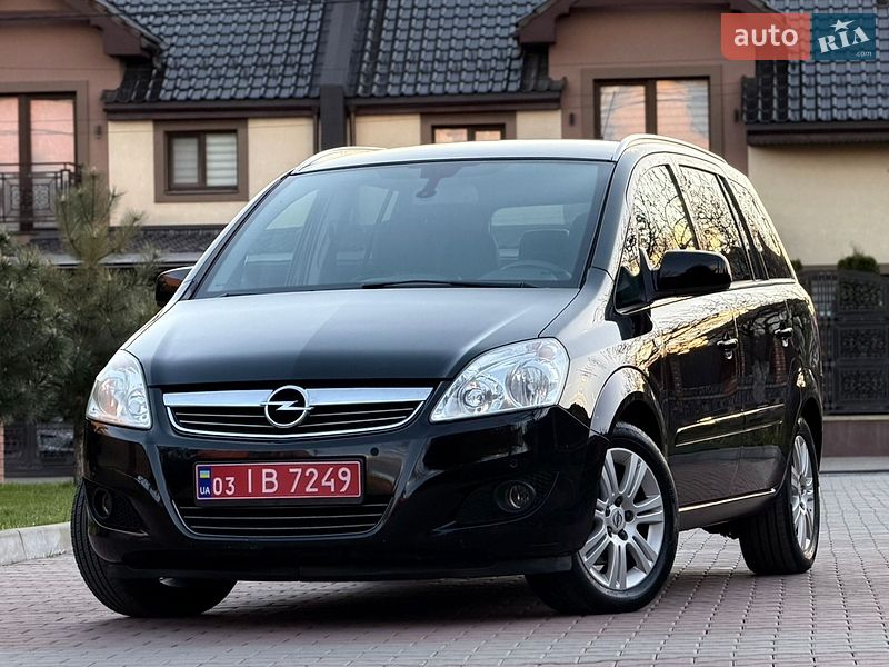 Мінівен Opel Zafira 2011 в Білій Церкві Мінівен Opel Zafira 2011 в Білій Церкві