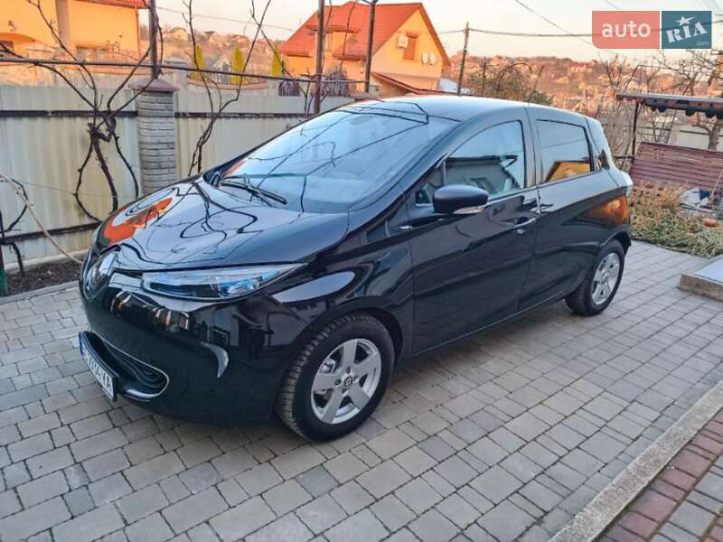 Хэтчбек Renault Zoe 2015 в Трускавце Хэтчбек Renault Zoe 2015 в Трускавце