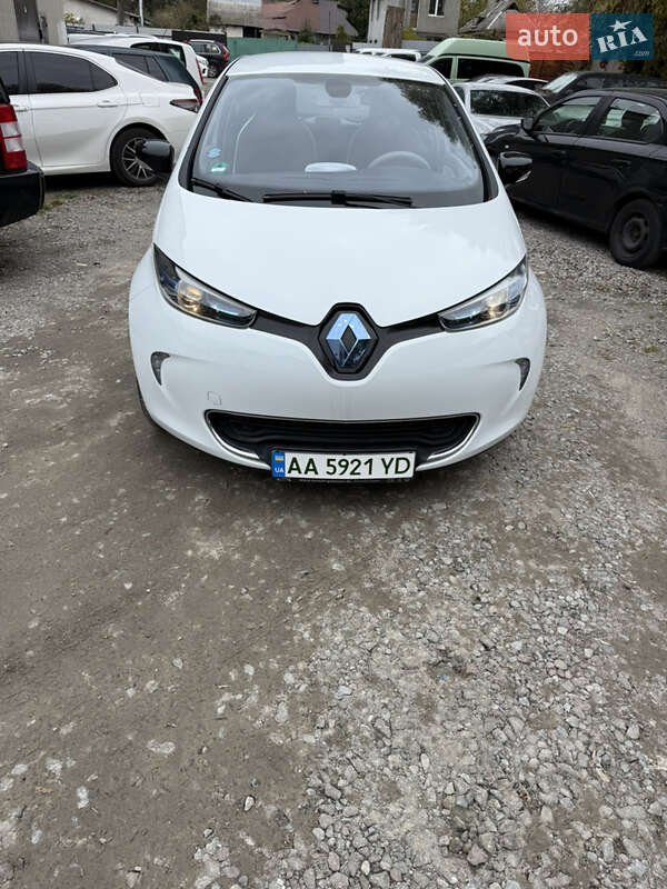 Хэтчбек Renault Zoe 2016 в Киеве
