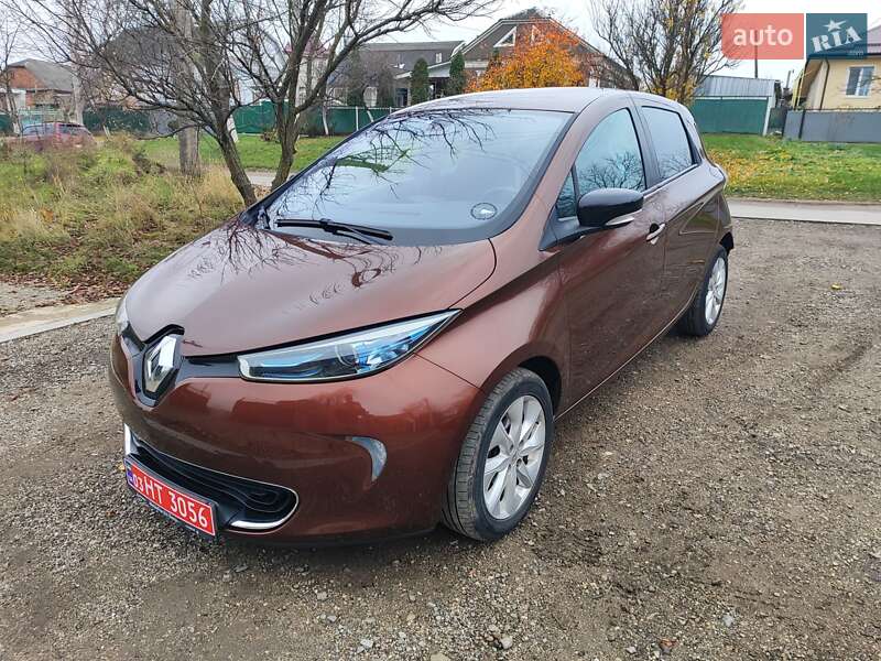 Хэтчбек Renault Zoe 2015 в Каменец-Подольском Хэтчбек Renault Zoe 2015 в Каменец-Подольском