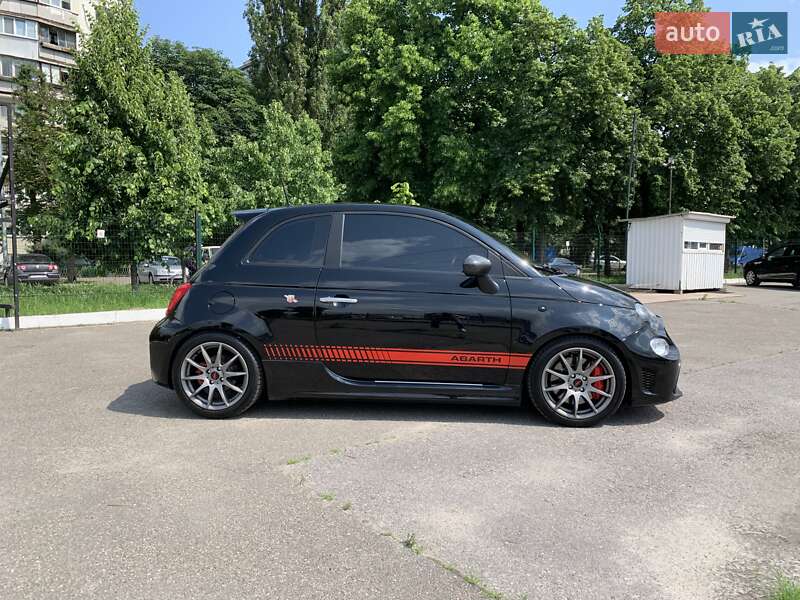 Хэтчбек Abarth Fiat 500 2015 в Киеве