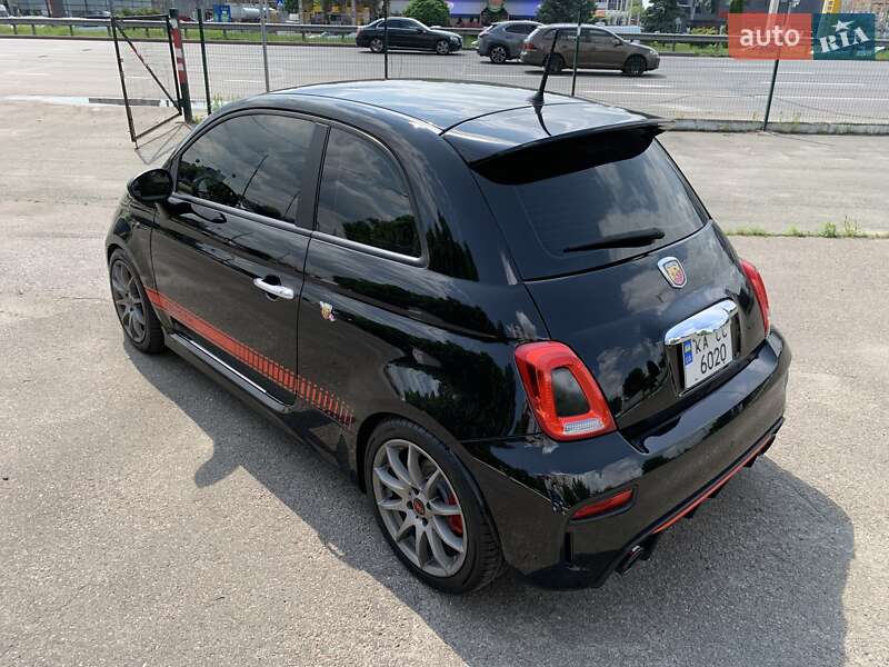 Хэтчбек Abarth Fiat 500 2015 в Киеве