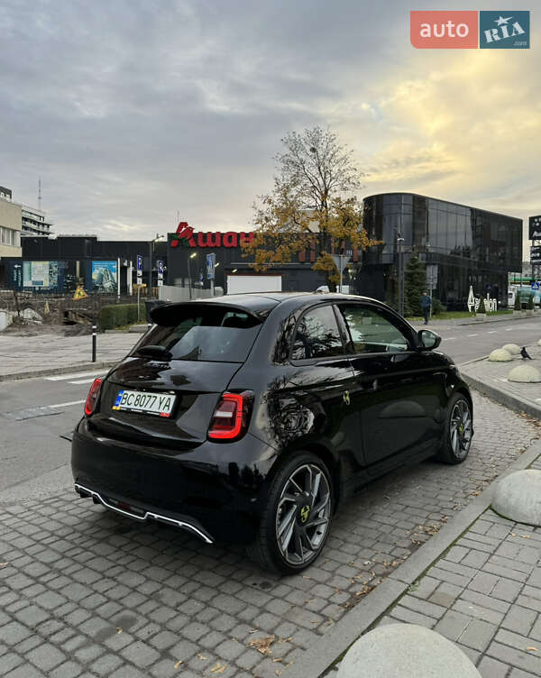 Хэтчбек Abarth Fiat 500 2023 в Львове