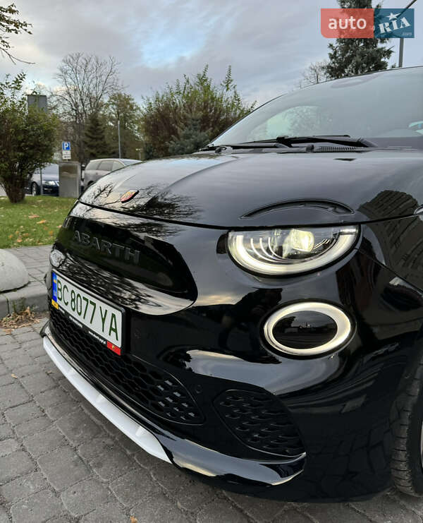 Хэтчбек Abarth Fiat 500 2023 в Львове