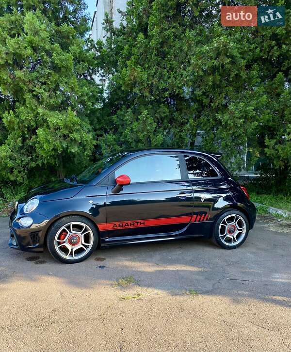 Abarth Fiat 500 2017