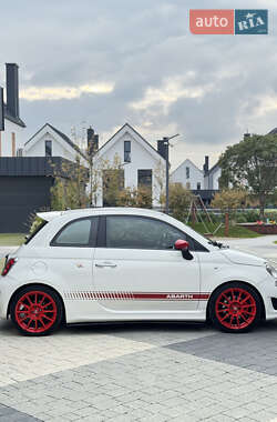 Хэтчбек Abarth Fiat 500 2012 в 