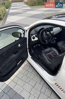 Хэтчбек Abarth Fiat 500 2012 в 