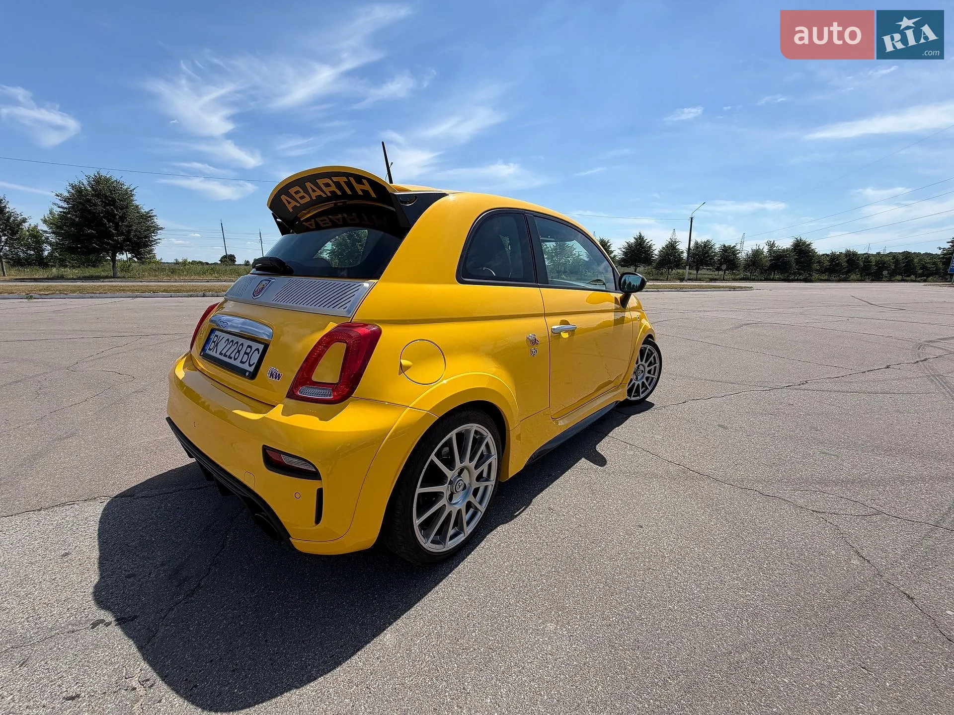 2020 Abarth 595 - мініатюра 2