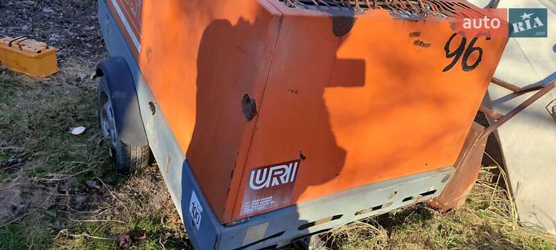 Інша будівельна техніка ABG Puma 2000 в Івано-Франківську