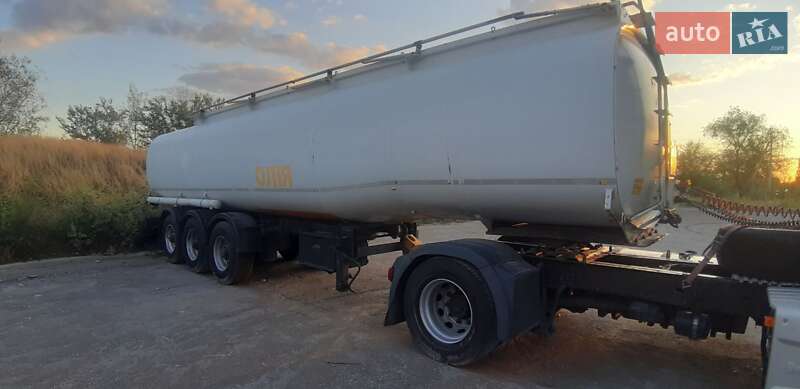 Цистерна напівпричіп Acerbi 11L5 1988 в Кривому Розі