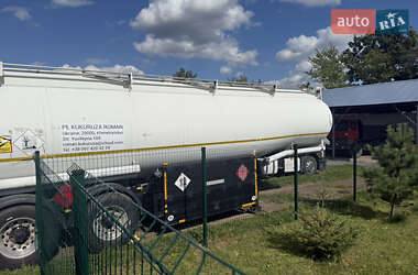 Цистерна полуприцеп Acerbi 21L2.39-A 2007 в 