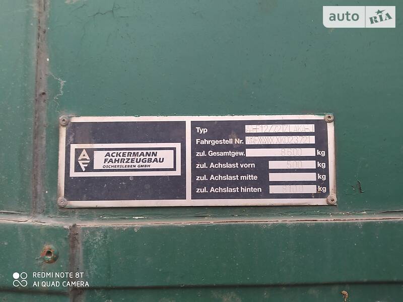 Ізотермічна будка Ackermann-Fruehauf AA 2000 в Хотині