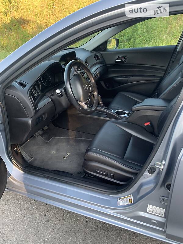 Седан Acura ILX 2015 в Львові