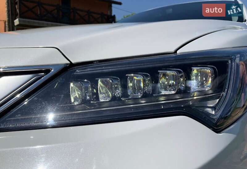 Седан Acura ILX 2018 в Киеве