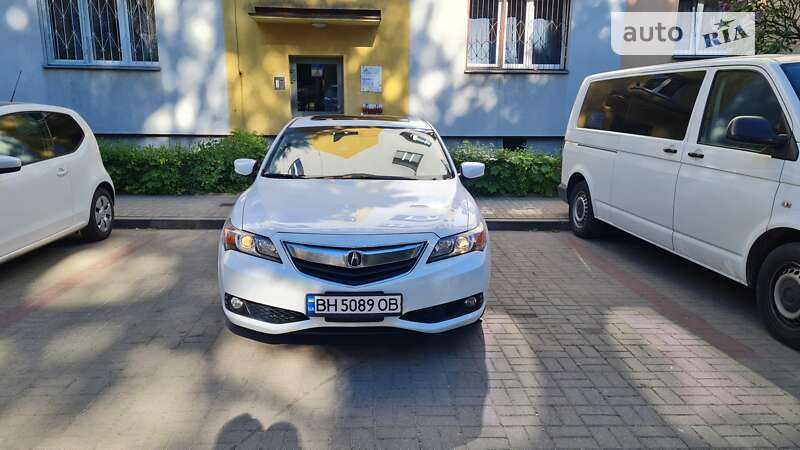 Седан Acura ILX 2013 в Києві
