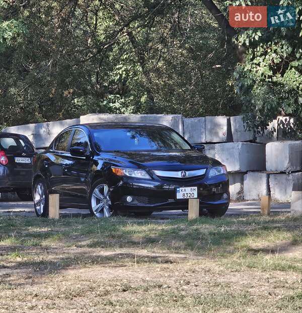 Acura ILX 2012