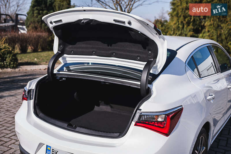 Седан Acura ILX 2019 в Киеве