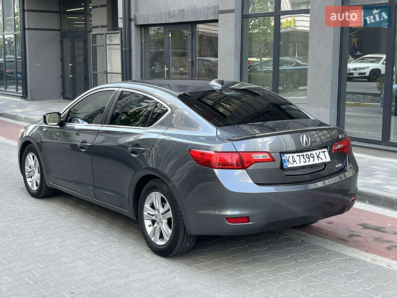 Седан Acura ILX 2012 в Киеве