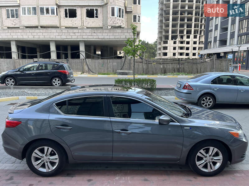 Седан Acura ILX 2012 в Киеве