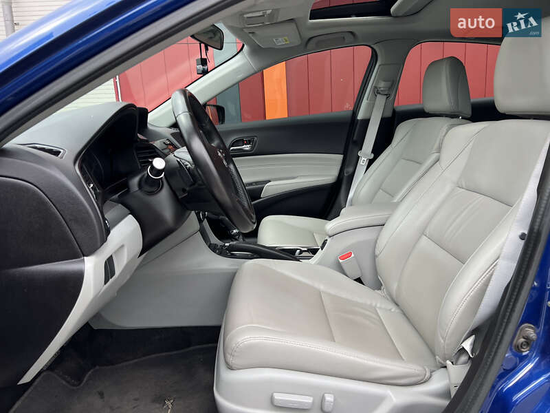 Седан Acura ILX 2017 в Киеве