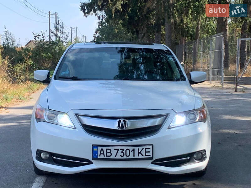 Седан Acura ILX 2012 в Вінниці