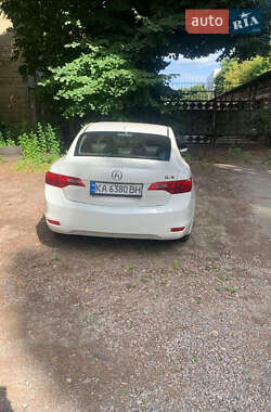 Седан Acura ILX 2012 в 
