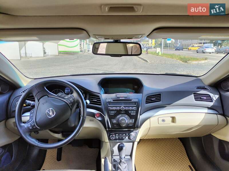 Седан Acura ILX 2014 в Киеве фото 12 Седан Acura ILX 2014 в Киеве