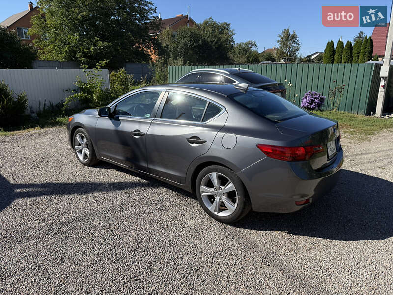Седан Acura ILX 2012 в Борисполе