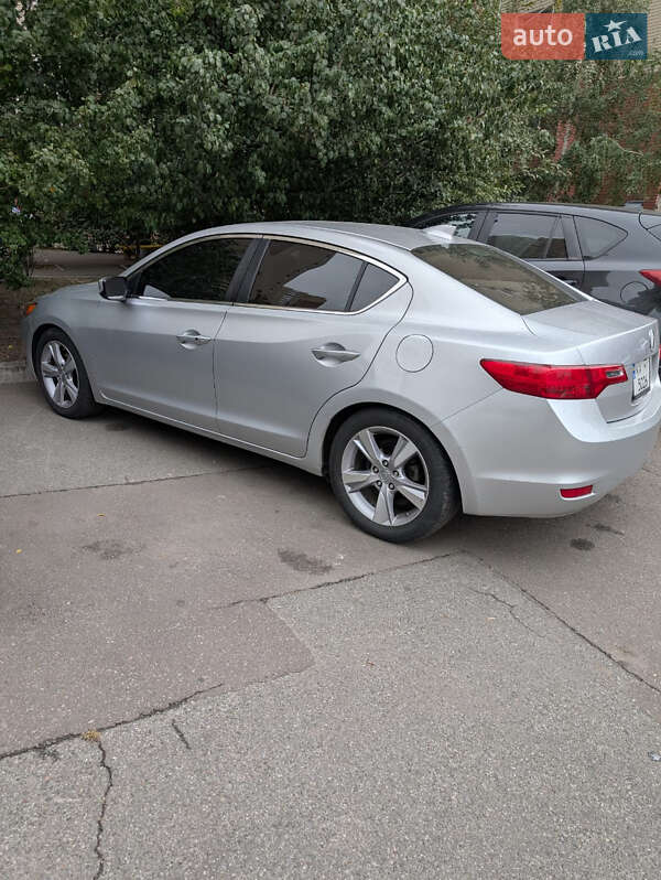 Седан Acura ILX 2012 в Киеве
