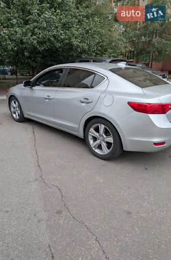 Седан Acura ILX 2012 в 