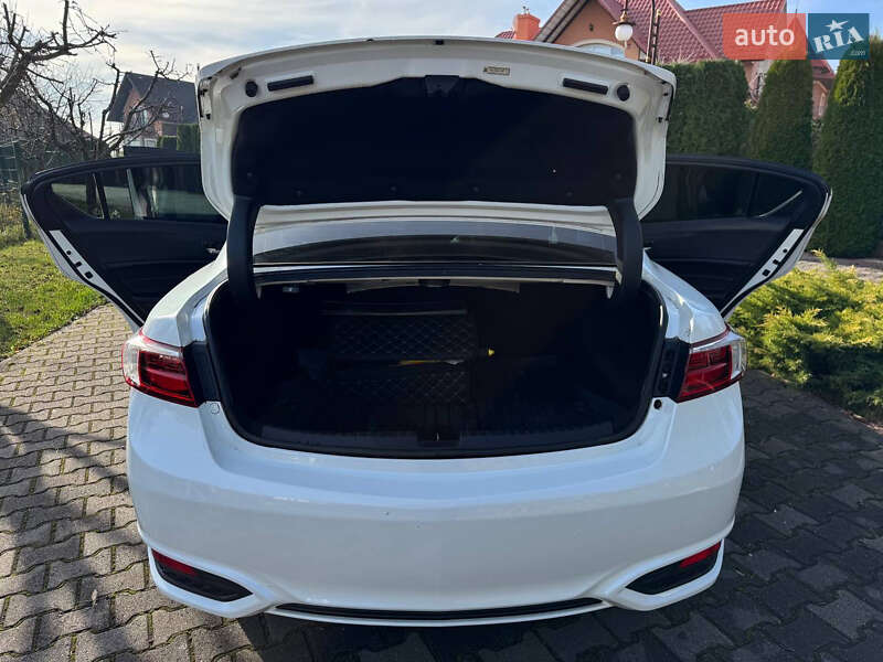 Седан Acura ILX 2017 в Киеве