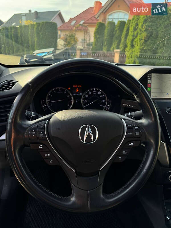 Седан Acura ILX 2017 в Киеве