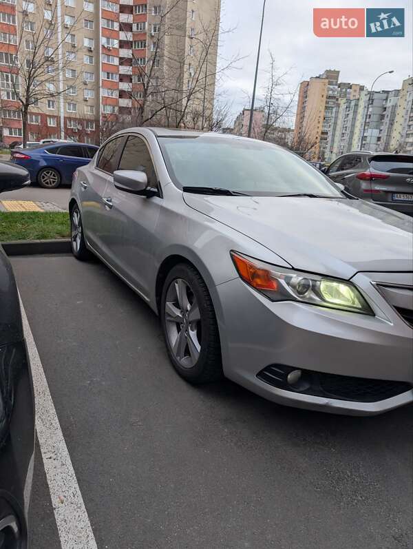 Седан Acura ILX 2012 в Києві