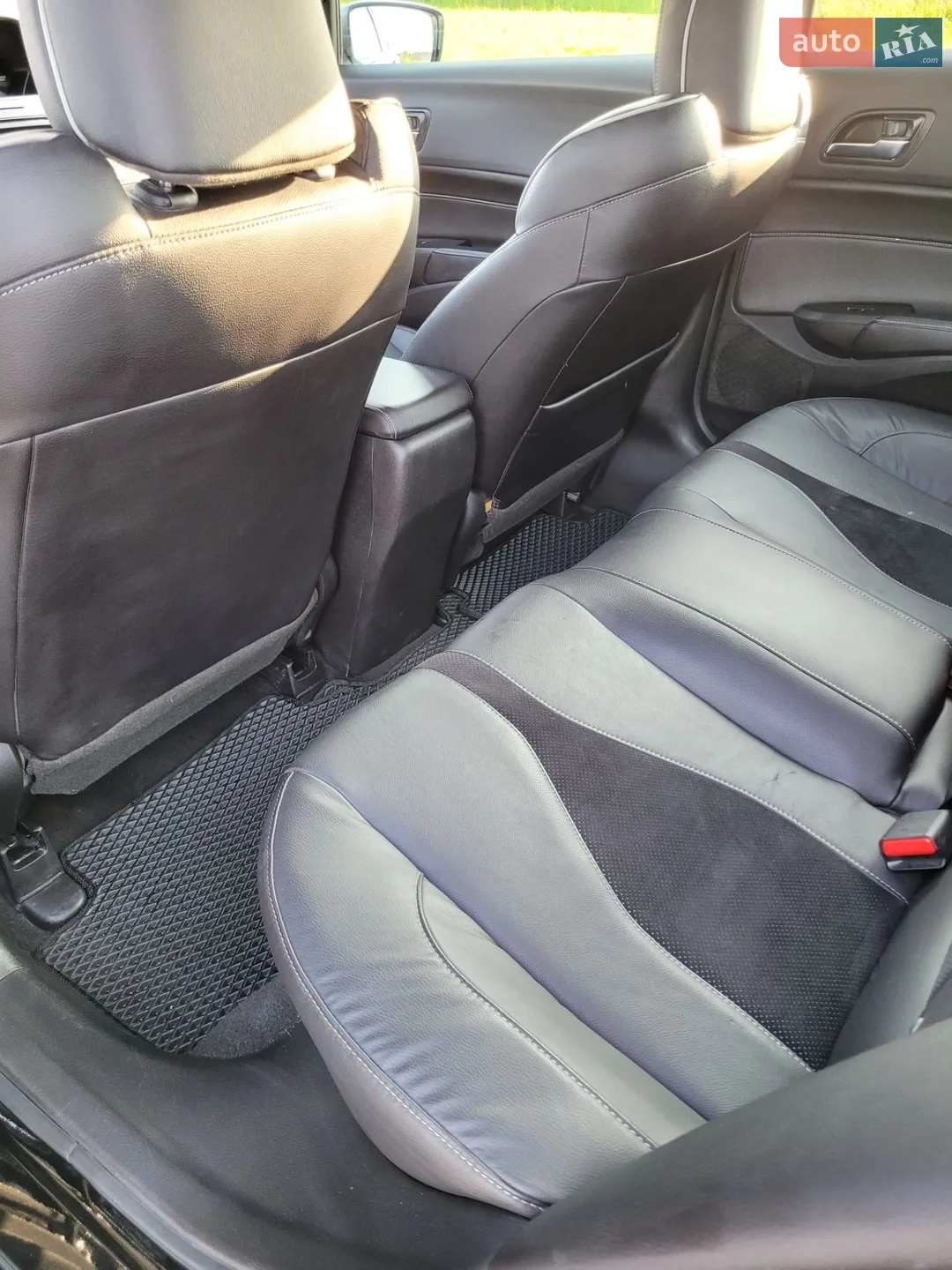2019 Acura ILX - мініатюра 24