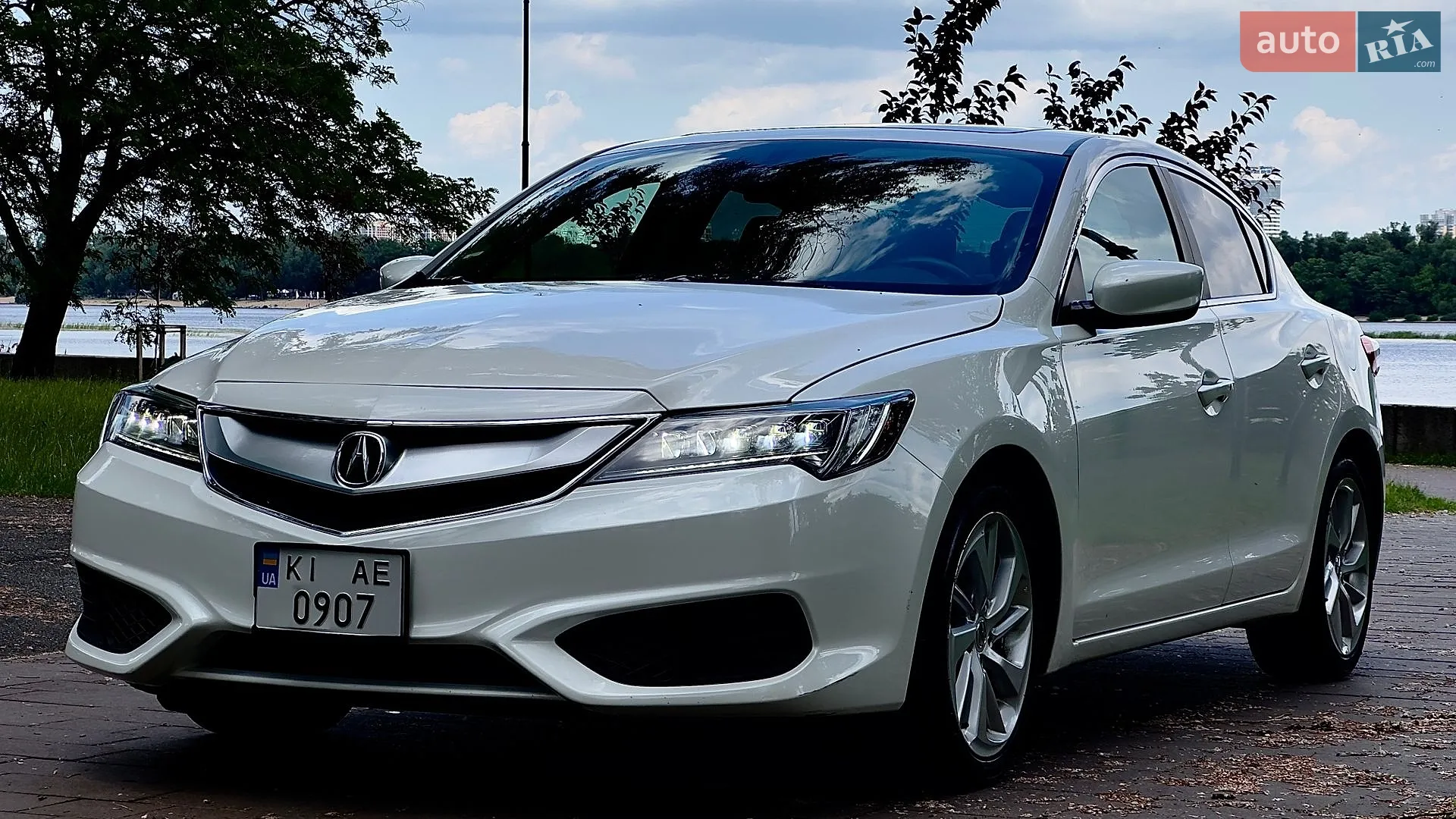 2017 Acura ILX - мініатюра 2