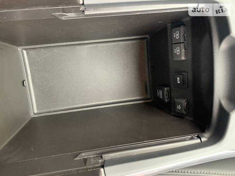 Позашляховик / Кросовер Acura MDX 2017 в Києві