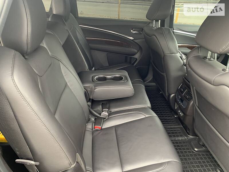 Позашляховик / Кросовер Acura MDX 2017 в Києві