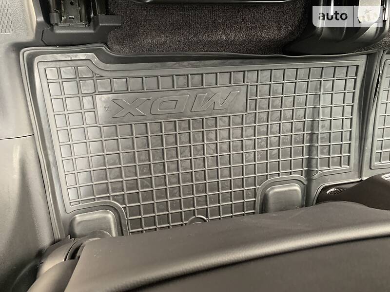 Позашляховик / Кросовер Acura MDX 2017 в Києві