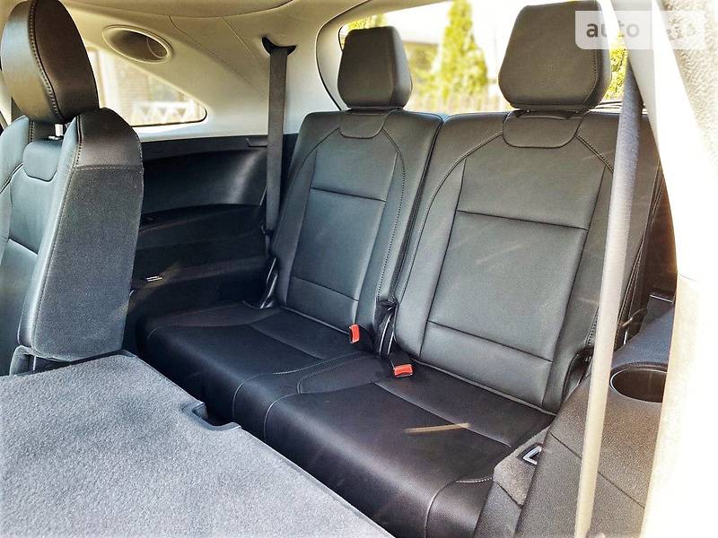 Позашляховик / Кросовер Acura MDX 2016 в Чернівцях