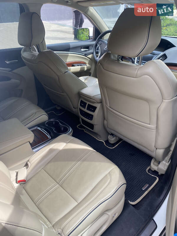 Позашляховик / Кросовер Acura MDX 2017 в Полтаві