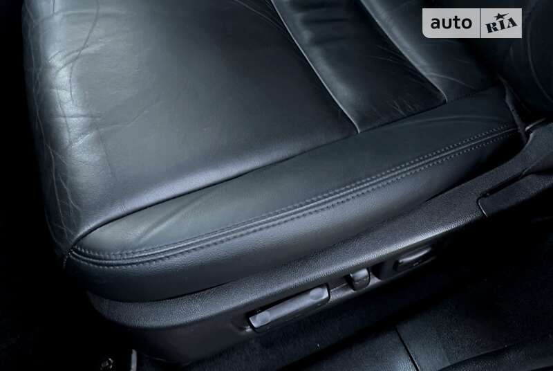 Внедорожник / Кроссовер Acura MDX 2011 в Черновцах