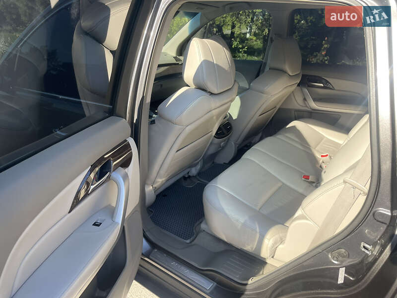 Внедорожник / Кроссовер Acura MDX 2011 в Запорожье