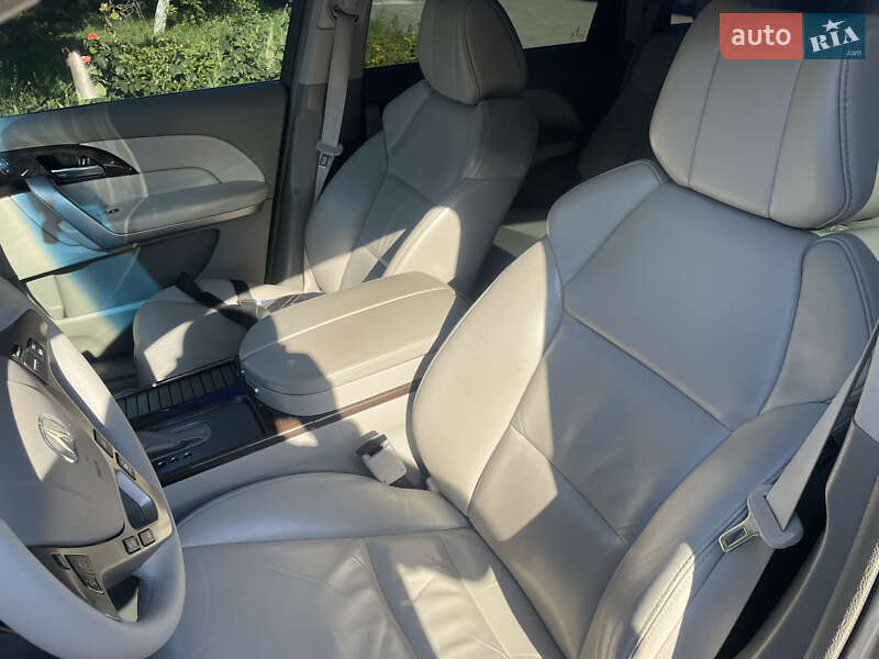 Внедорожник / Кроссовер Acura MDX 2011 в Запорожье