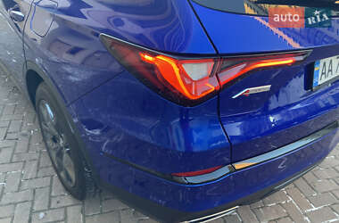 Позашляховик / Кросовер Acura MDX 2021 в 