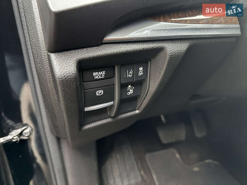 Позашляховик / Кросовер Acura MDX 2016 в Києві