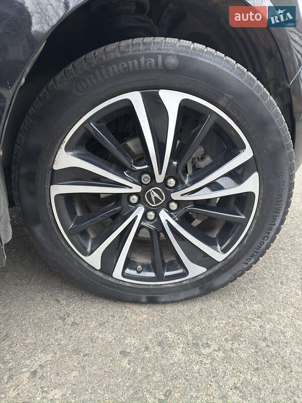 Позашляховик / Кросовер Acura MDX 2016 в Києві