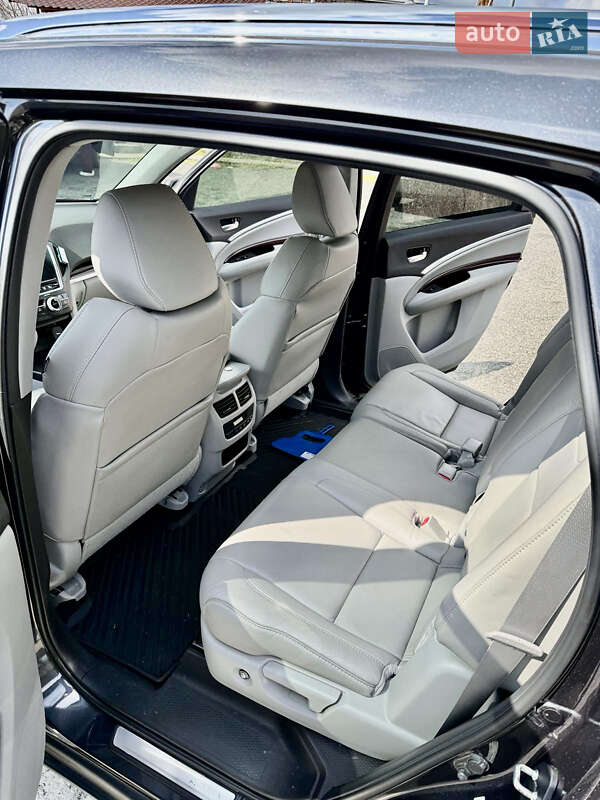 Позашляховик / Кросовер Acura MDX 2016 в Києві