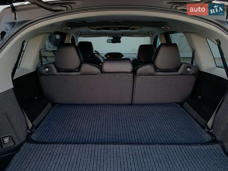 Внедорожник / Кроссовер Acura MDX 2014 в Киеве
